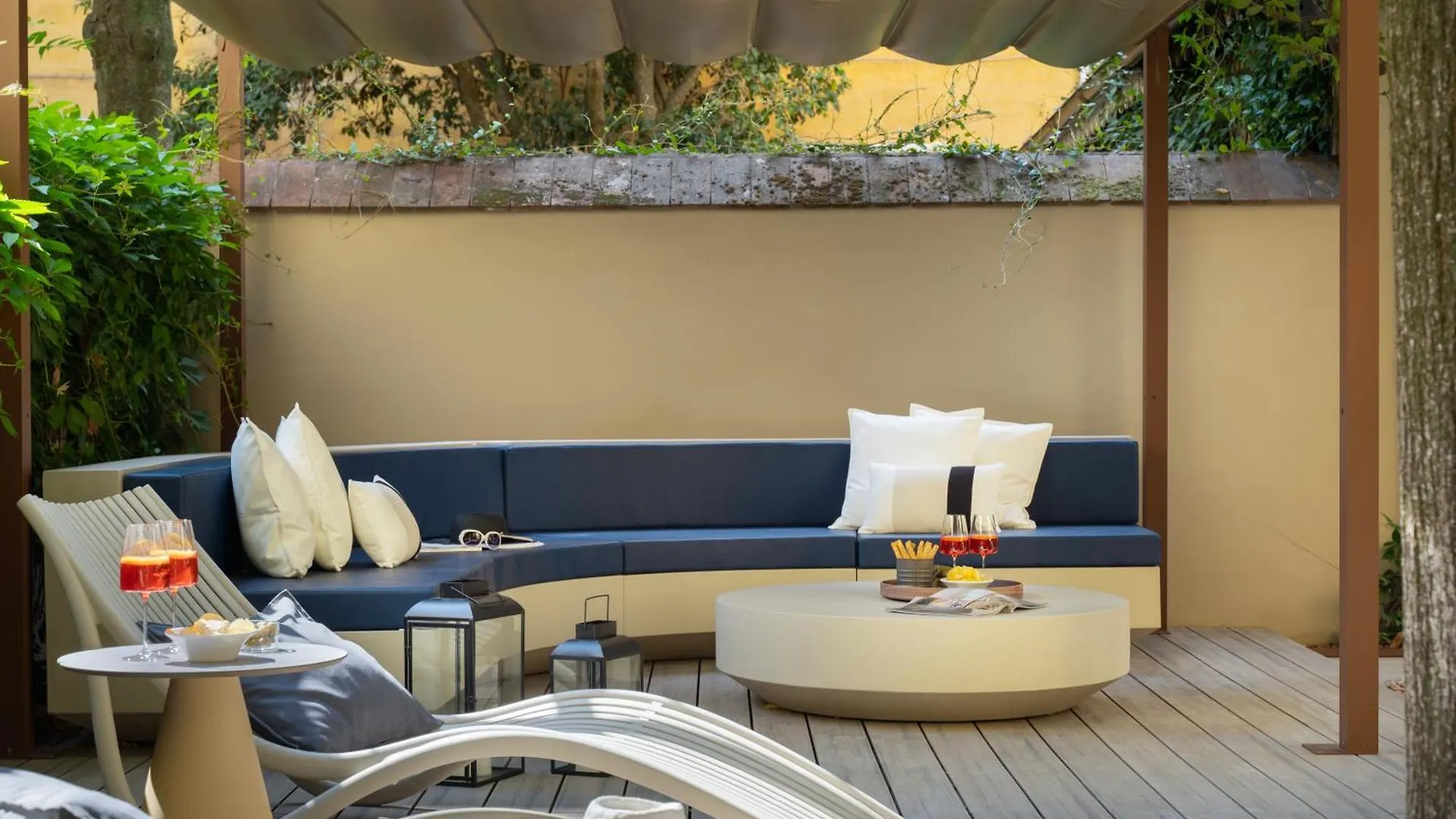 Arts & Crafts Luxury Suites Florence 0*,