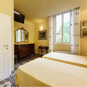 Casa Rossa Bed & Breakfast