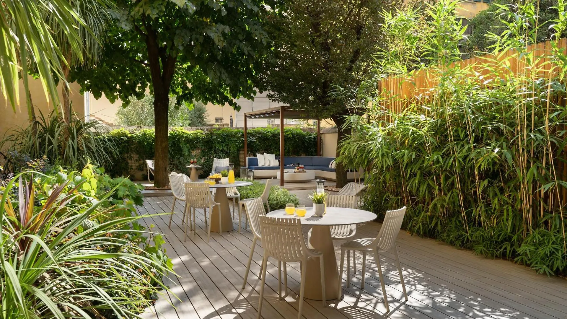 Arts & Crafts Luxury Suites Florencie Bed & Breakfast